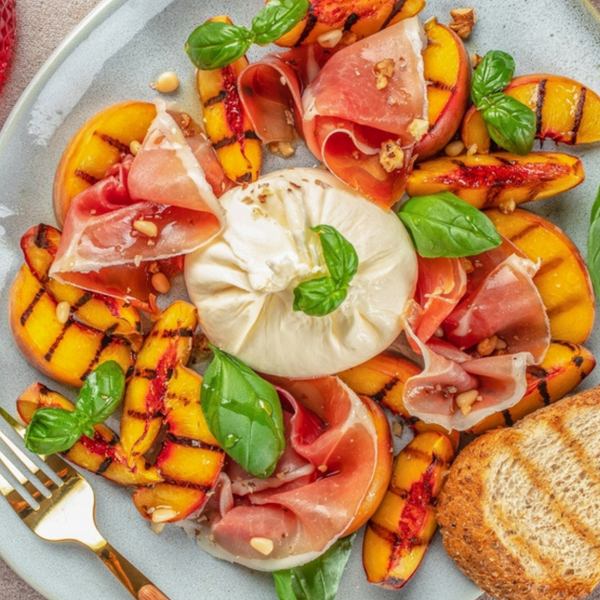 Grilled Peach, Prosciutto, and Burrata Salad